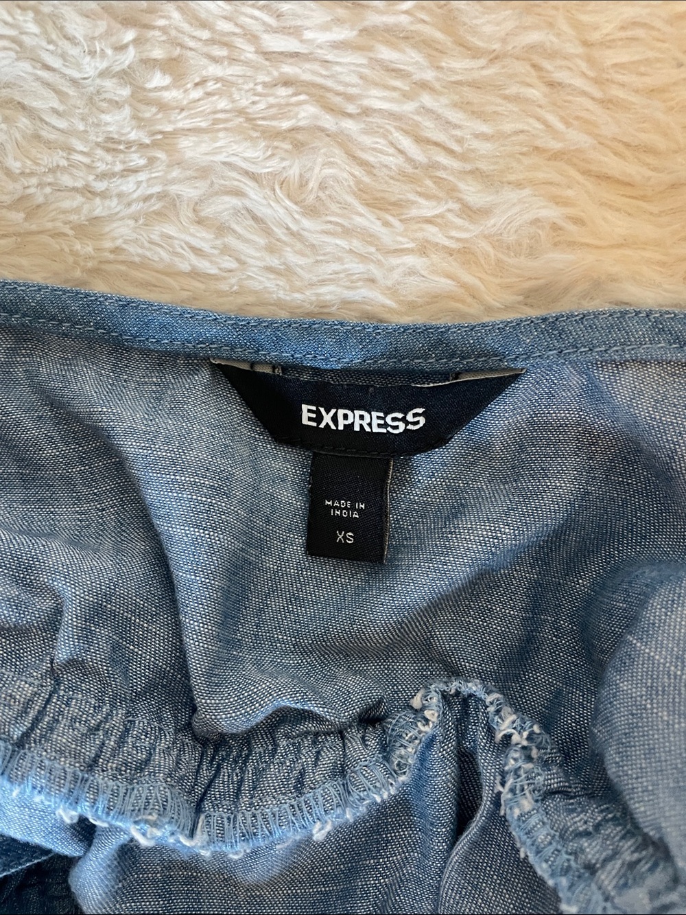 Express Ruffled Denim Crop Tank - Picture 3 of 5